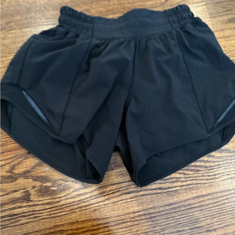 Lululemon size 2 shorty hot shorts